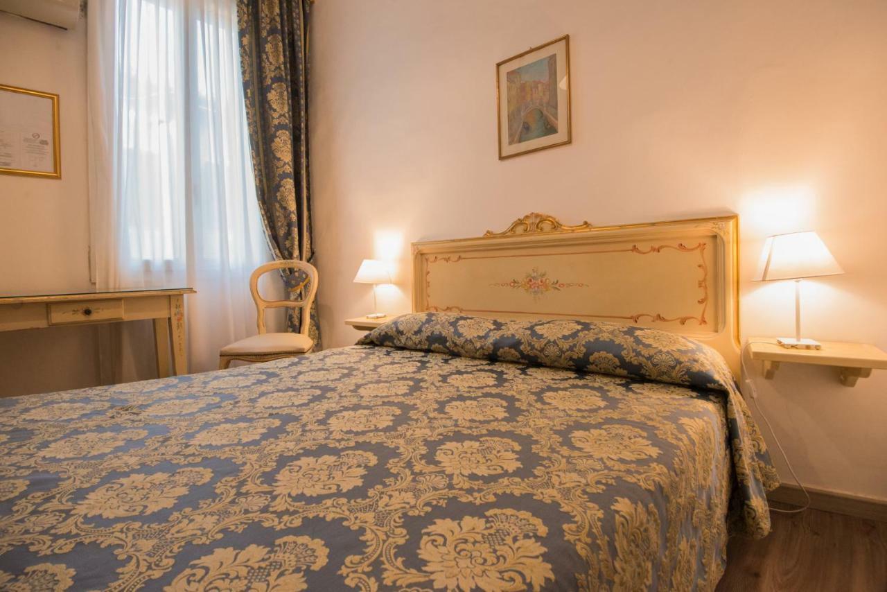 Albergo Casa Peron Venesia Bagian luar foto